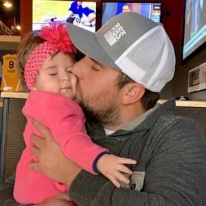 Meet your Posher, Victor